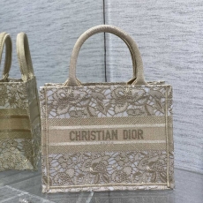 Dior Shopping Bags